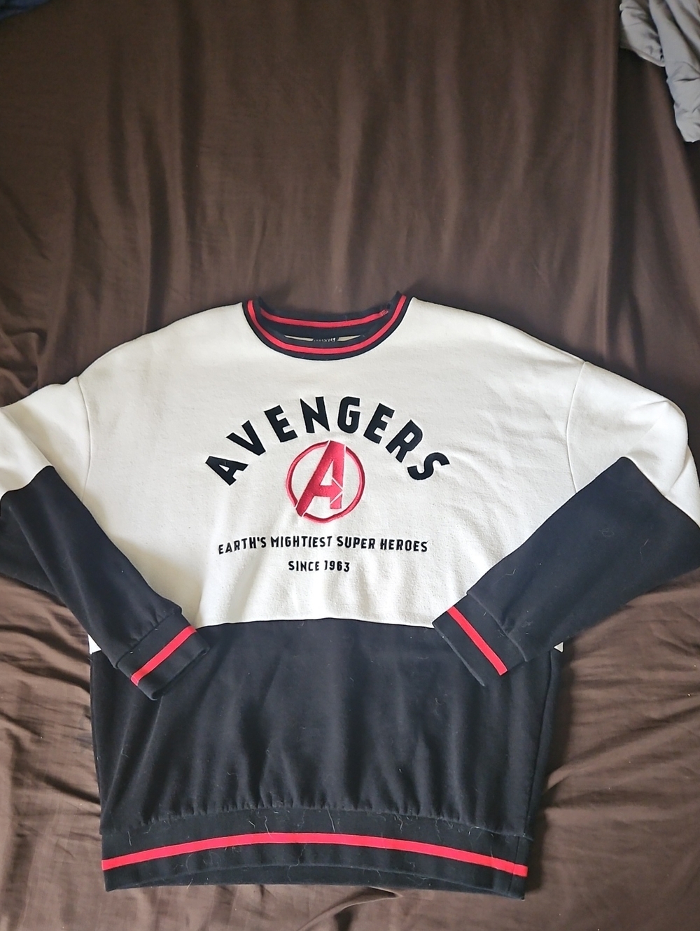 Her Universe White & Black Avengers Crewneck Sweatshirt with Red Accents